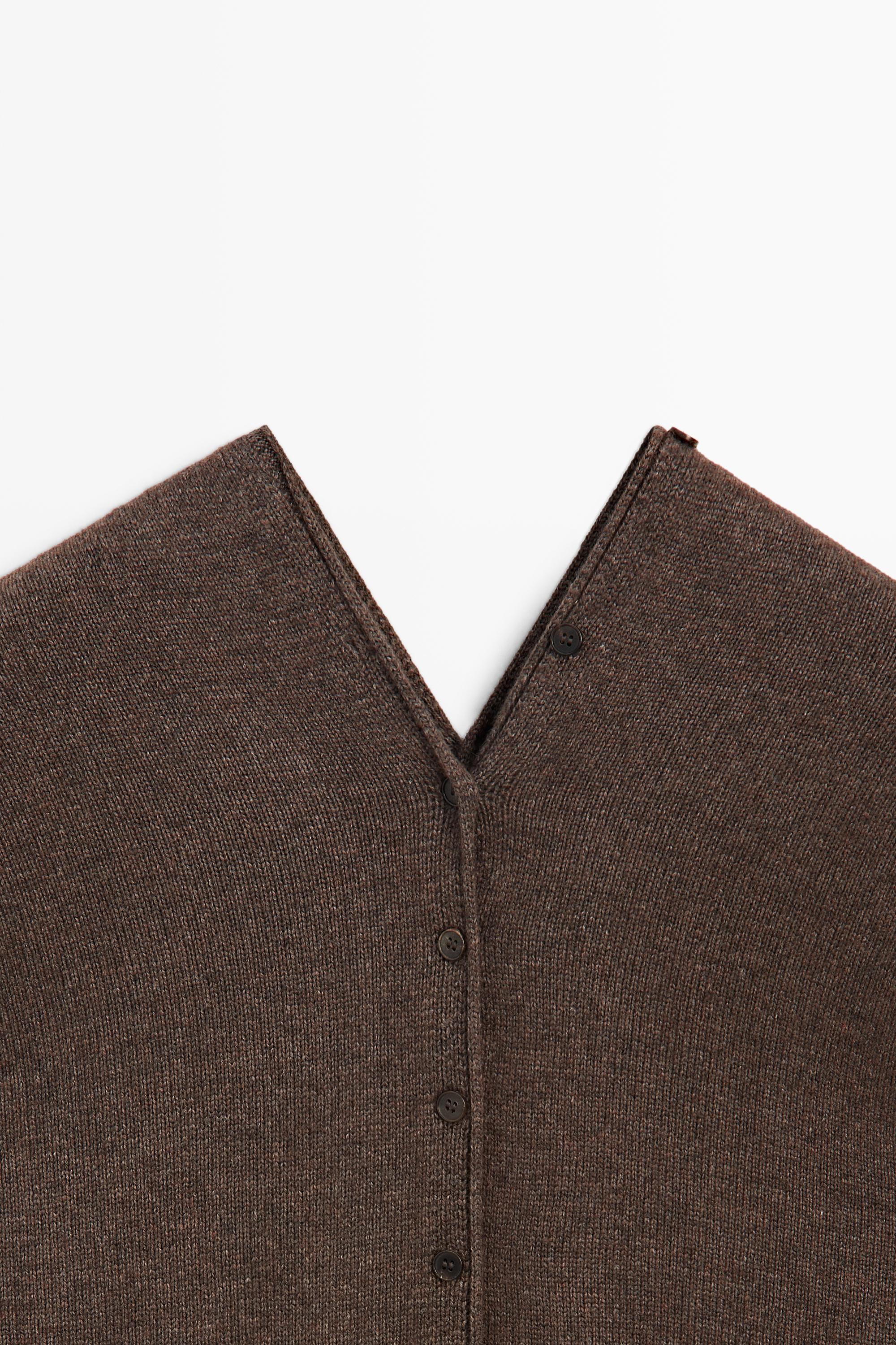 Wool blend V-neck knit vest